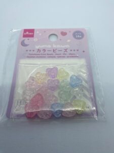 子供のアクセサリー作りに